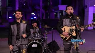 Video thumbnail of "Grupo Descarga Del 30 30 - El Caloron (En Vivo 2022)"