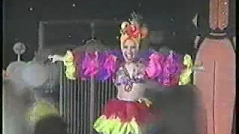 Shari Wilson Singing Celebrity Impersonations