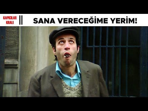 Kapıcılar Kralı Türk Filmi | Seyit, Bahşişi Albay'a Vermemek İçin Afiyetle Yiyor!