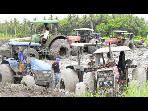 10 Tractors Bogged Stuck In Mud Heavy Recovery Tractor Pulling