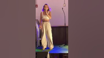 Trying new material in a open mic up in Fort Laudardale #comedy #openmic #standupcomedy