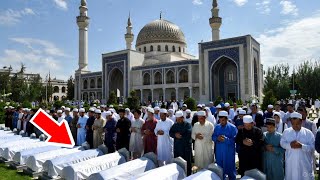 Намоз Пайтида Ҳамма Одамлар Ўлди Чунки... Кўнгли Бўшлар Кўрмасин.