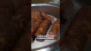 Blago Prodimljene Kobasice Sa Pireom I Kiselim Kupusom