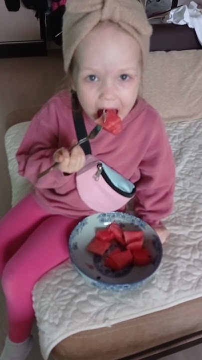 Первый арбуз 🍉 Ранний арбуз. - YouTube