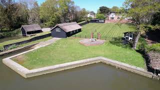 Oulton Broad 4 Bed Detached Waterside Home - Mooring, Boatshed, 1.75 Acres, No Chain