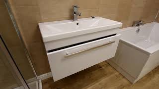 This beautiful, wall mounted Design wall hung vanity unit with square basin is made from moisture-resistant MDF with a ...