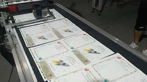 Folding book paper feeding machine, automatic stable feeding