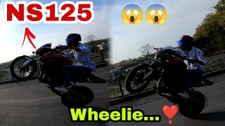 pulsar Ns125 Wheelie | Pop How to make Wheely #pulsar #ns125 #wheelie ❣️