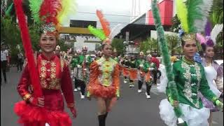 PARADE SENJA MARCHING BAND GEMA MAHARDIKA SMPN 11 MADIUN