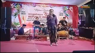 PODANG KUNING VOKAL ANISA - CAMPURSARI DEWO LARAS - LIVE- PUCANGAN KAUMAN KALNGBRET TULUNGAGUNG