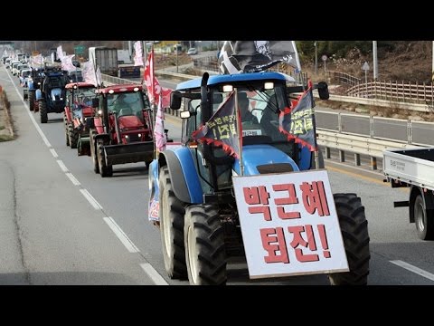 트랙터 1천여대 상경투쟁…경찰 충돌 우려