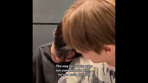 THE WAY JUNHUI's DONGSAENG SIDE JUMPED OUT. #seventeen #junhui #mingyu #shorts #kpop #kpopedit