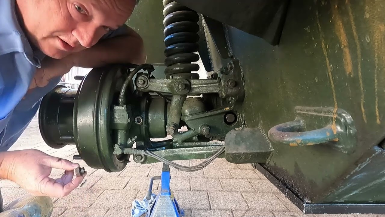 Daimler Ferret Wheel Station Grease Points & Fill Plugs