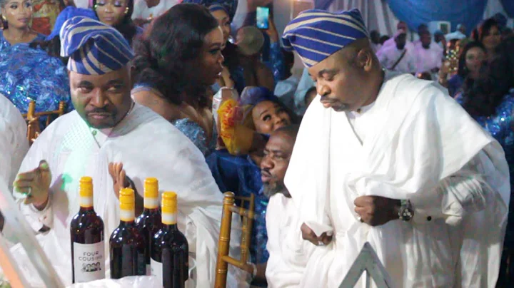 MC OLUOMO DANCE PASSIONATELY AS K1 DE ULTIMATE PERFORM AT ABBEY LANRE ON HIS 60TH BIRTHDAY PARTY