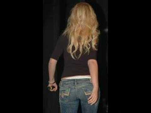 Turkish Hot Girl Aysun Kayaci & Britney Spears - Gimme more