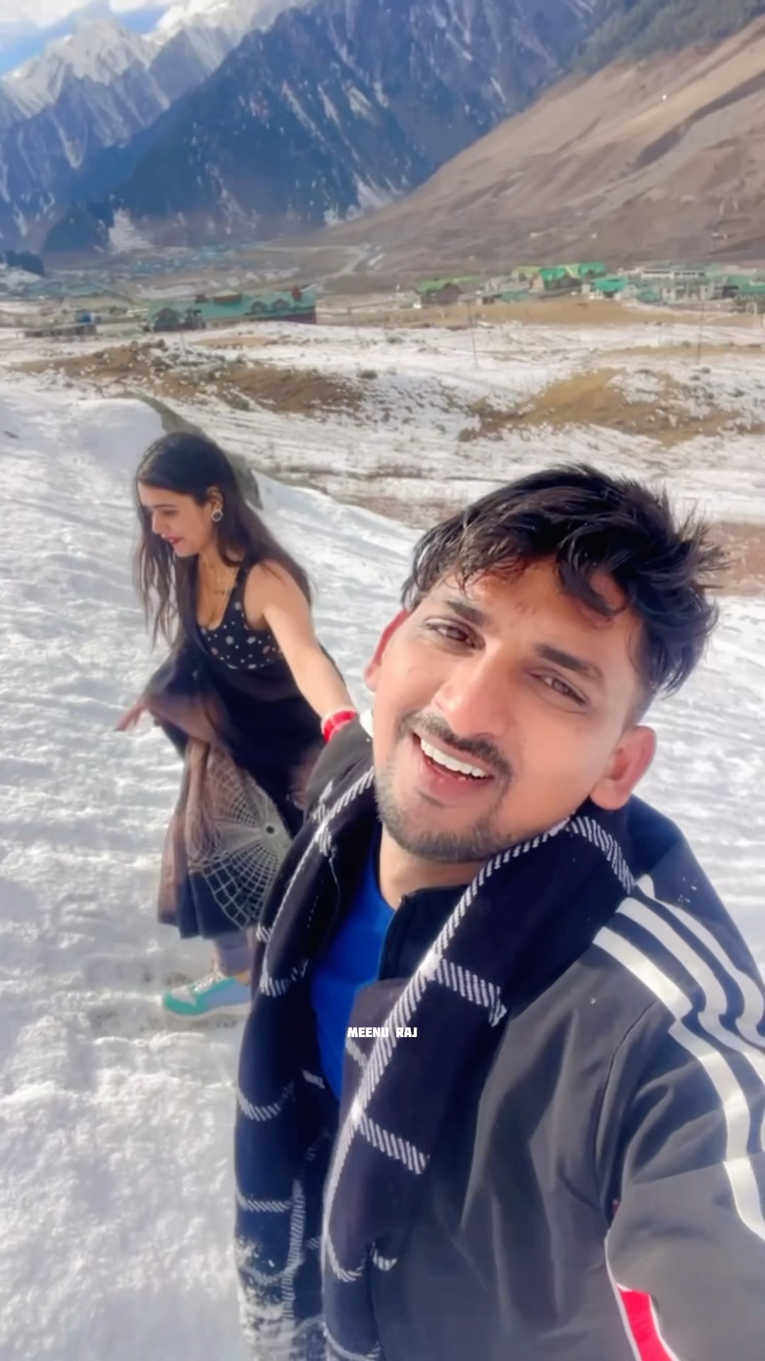 कुछ पल ख़ुशी के कश्मीर में #shorts #love #meenu #trending