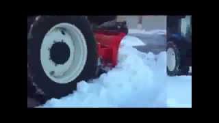 Winterdienstausrüstung Traktor Schneeschild S800 Meets New Holland