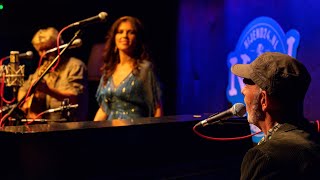 Tip Jar live at NIJEND24 | White sands
