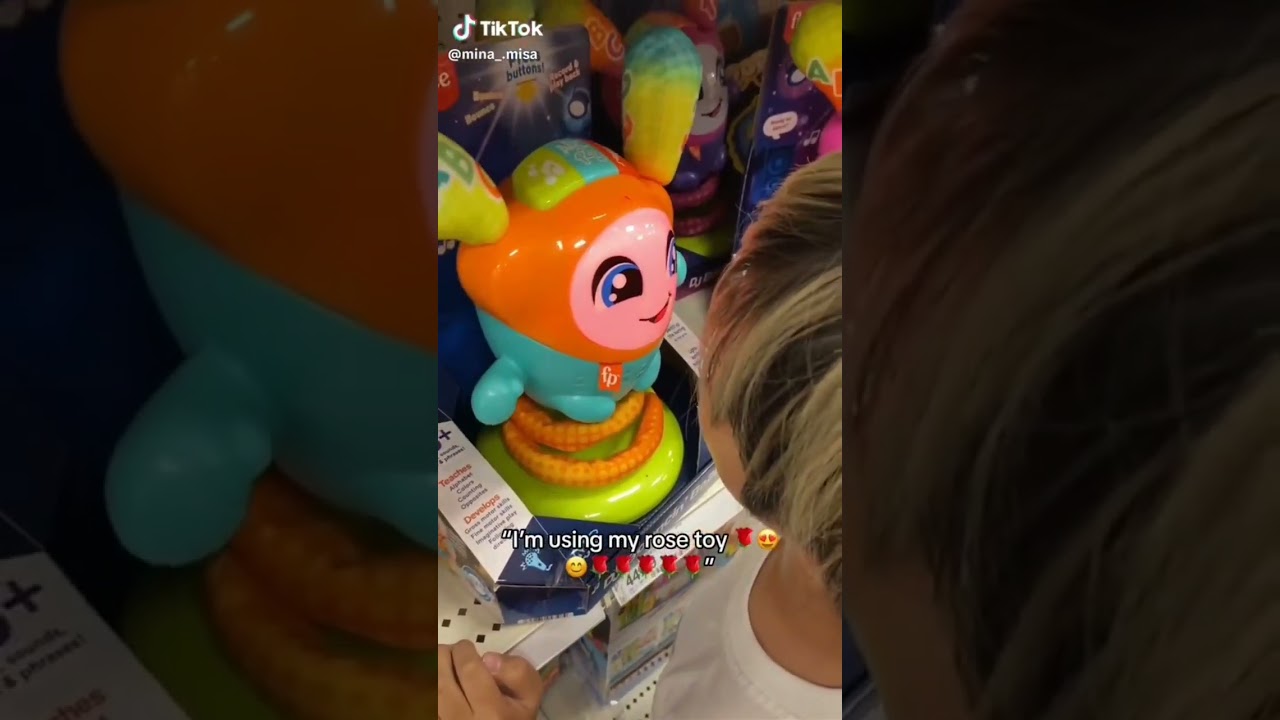 UsInG mY rOsE tOy 🌹 tiktoks that made me buy one #floptok #rose #fypシ  #slay #tiktok #meme #relatable
