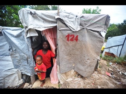 Видео: Видение Гаити: Вдова после землетрясения - Matador Network