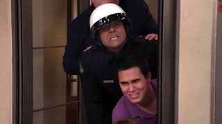 Big Time Rush - Carlos Loses His Helmet (2)