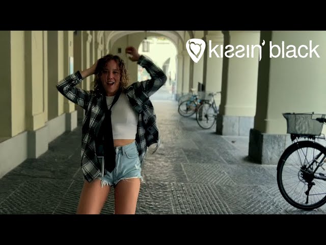 Kissin' Black -  Dancing (Official Music Video) 2023 class=