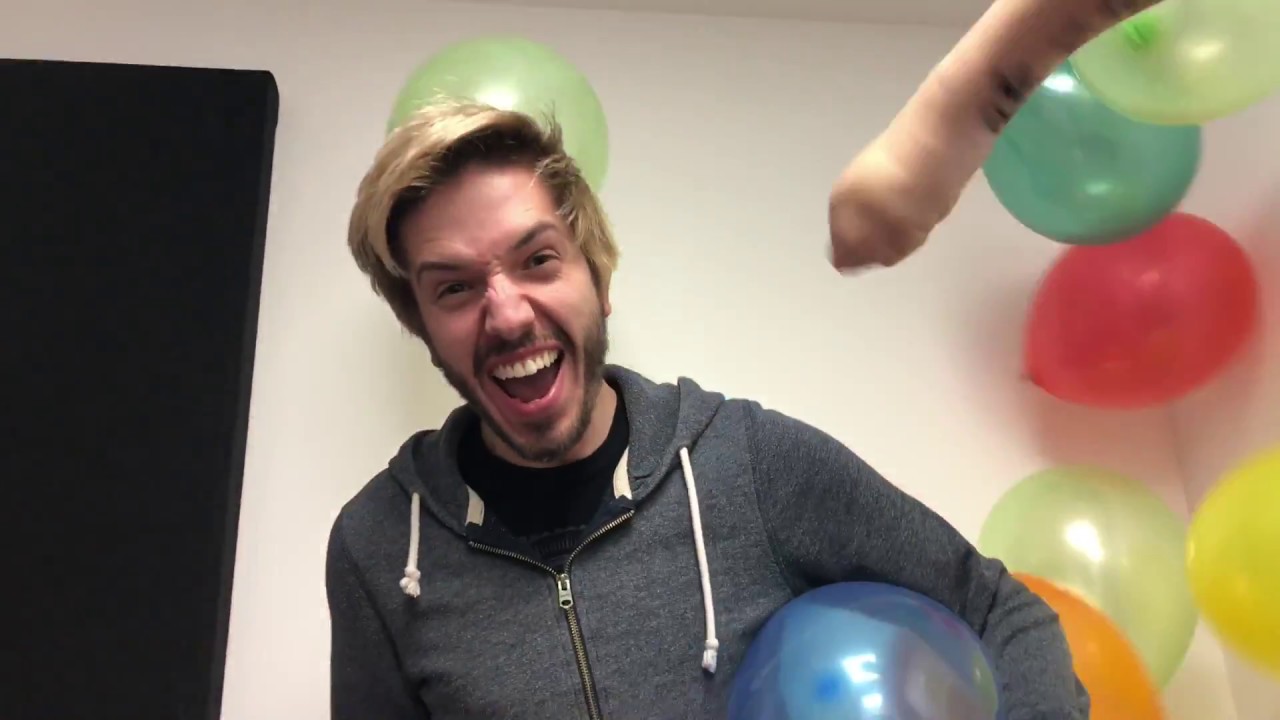 IT IS TROTTS BIRTHDAY. (twitch.tv/hatfilms) - IT IS TROTTS BIRTHDAY. (twitch.tv/hatfilms)