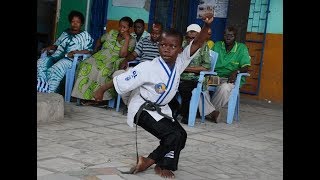 MAAJABU: Mtoto Mdogo Anayecheza Kareti Balaa!