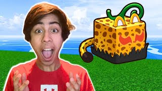 JE DONNE LE PREMIER FRUIT QUE JE RANDOM ! (Blox Fruits)