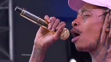 Wiz Khalifa ft Charlie Puth Performs 