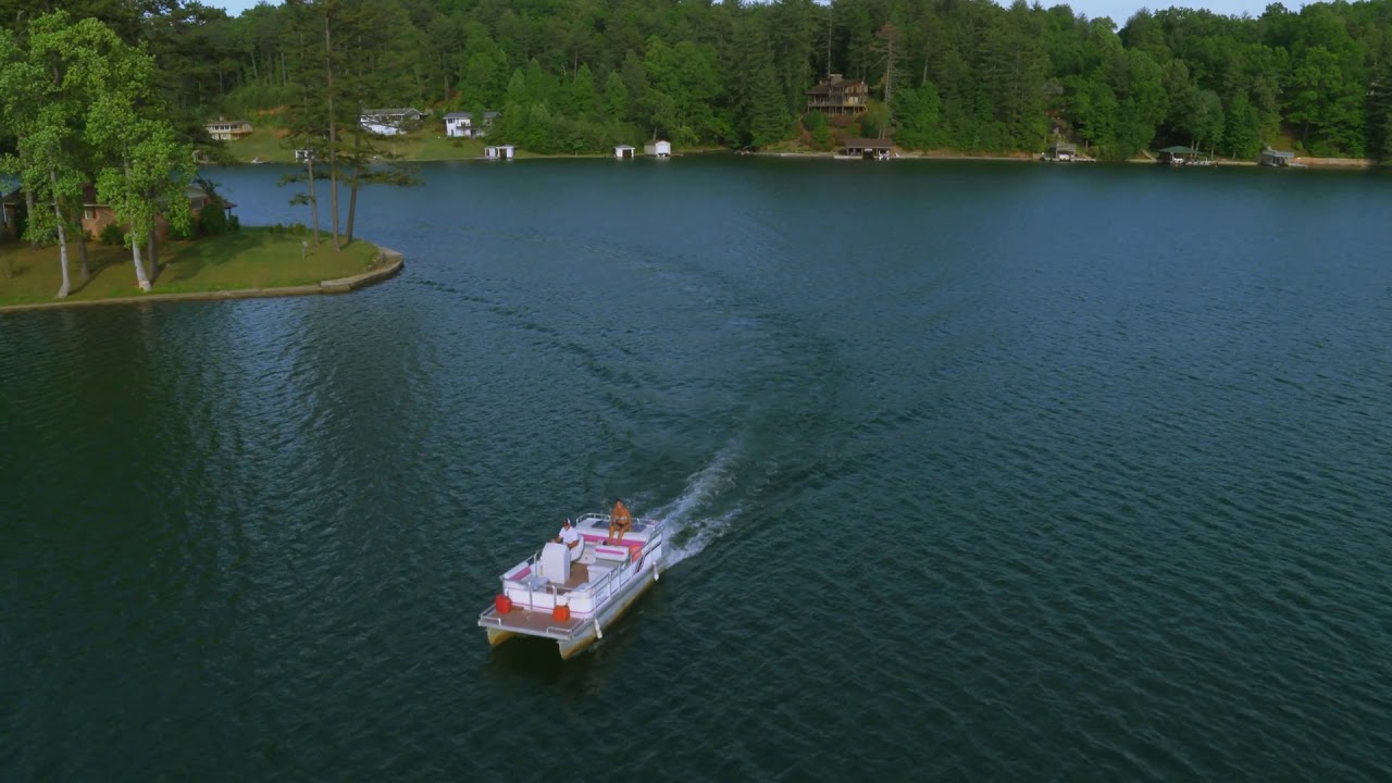 Mountain retreat and lake home for sale Tamassee SC in Clemson