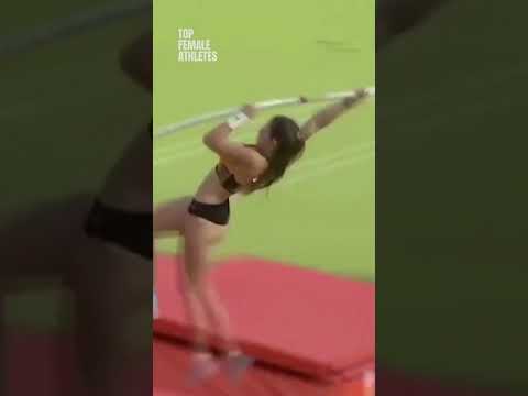 Clara FERNÁNDEZ - Spanish pole vault jumper 😻