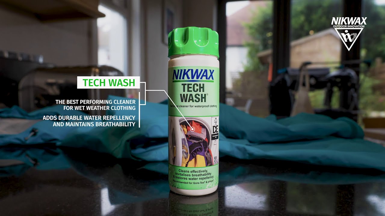 EN: How to Clean Your Jacket with Tech Wash® - YouTube