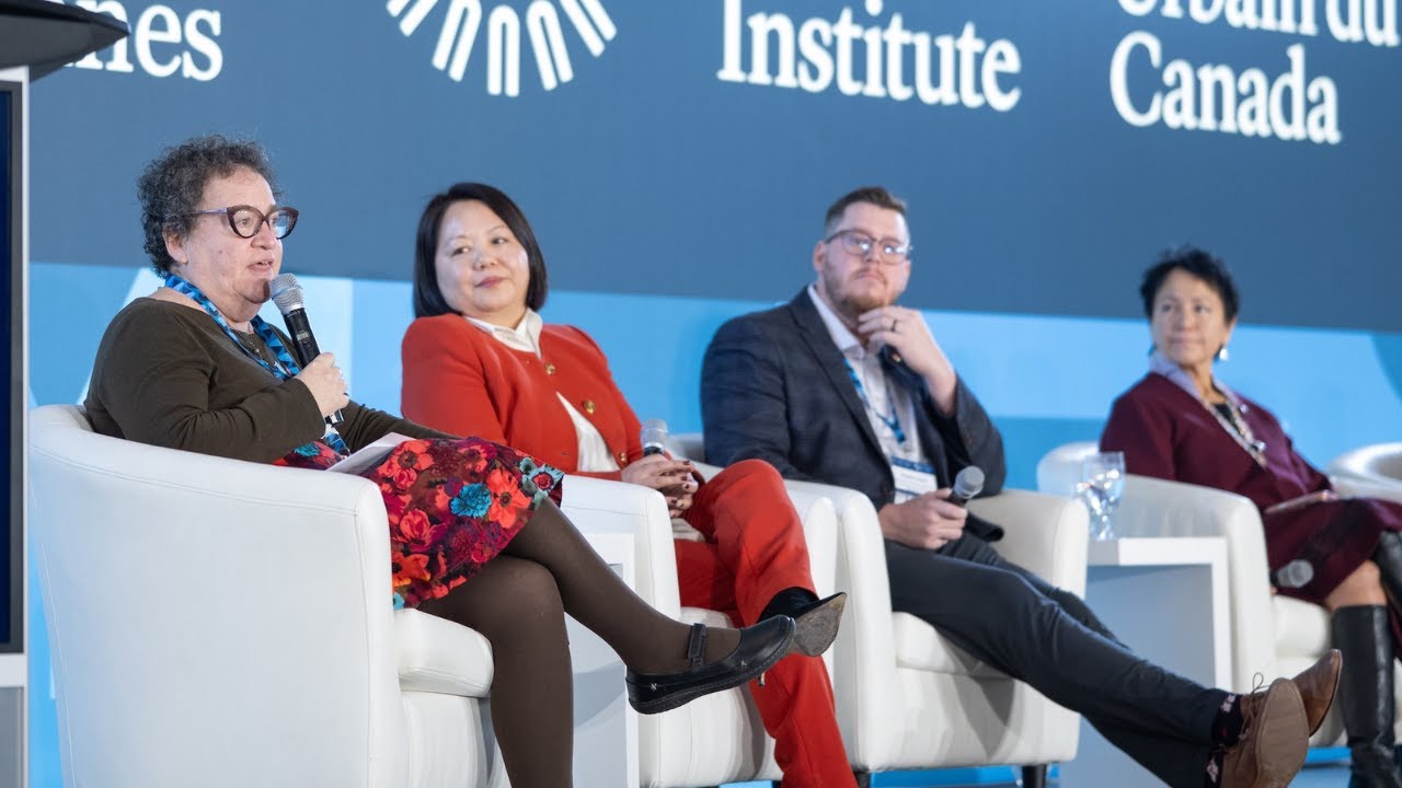 Преодоление препятствий, строительство домов, предоставление жилья в Канаде.