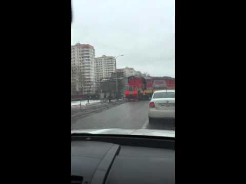 Тепловоз сошел с