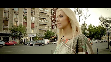 Denisa - Clipele frumoase si senine (videoclip original 2012) HIT