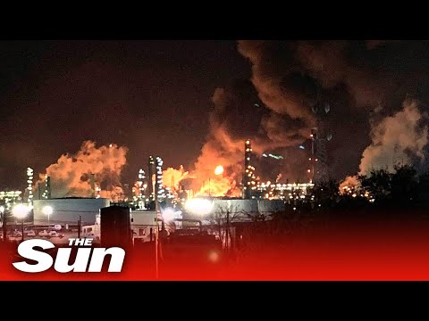 exxon mobil  Update 2022  Huge explosion \u0026 fire at Exxon refinery in Texas leaves several injured