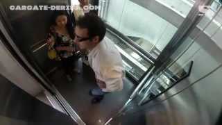 #CARGATEdeRisa - ¿Y si alguien se hace pipi en el elevador?