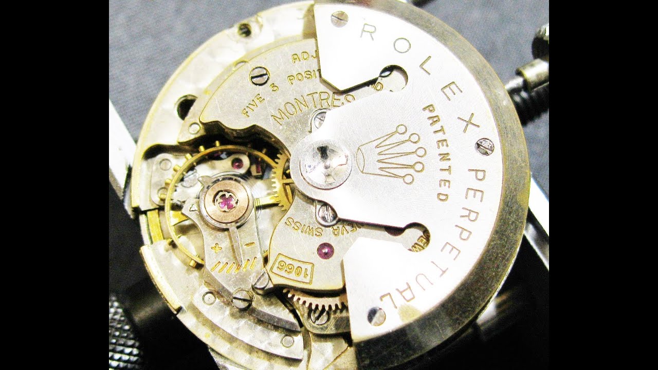 Vintage 1066 Watch Movement from a GMT Master - YouTube