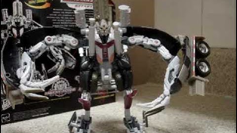 Transformers: Revenge of the Fallen Voyager MIXMASTER Review