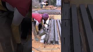 Precast concrete pillar casting technique: Rapid formwork setup for cost-effective solutions
