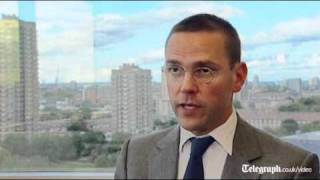 James Murdoch Défend La Dirigeante Rebekah Brooks Dans Le Scandale Du Piratage Téléphonique De Ne...