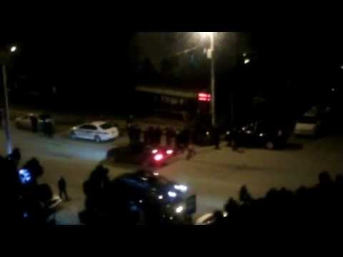 ვარკეთილში შეიარაღებულმა პირმა ორი პოლიციელი დაჭრა