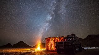 How to watch a movie in the desert using projector