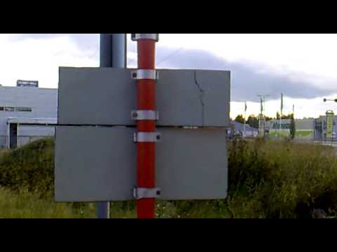 Video: Kuinka Ensimmäinen Liikennemerkki Ilmestyi