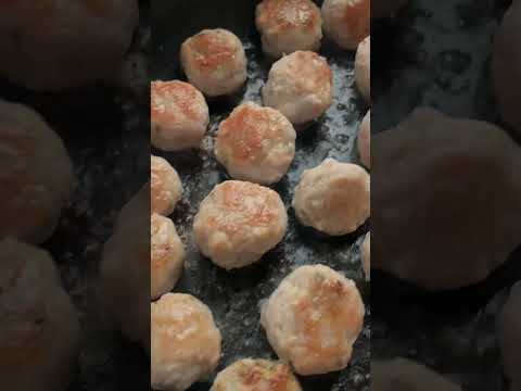 Тефтели в сливочно-грибном соуса #рецепты #рецептужина #сгрибами #блюдаизфарша #мясноеблюдо