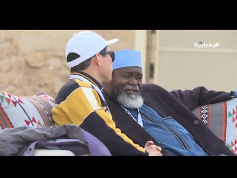 أعضاء السلك الدبلوماسي المعتمدون لدى المملكة يزورون حي الطريف