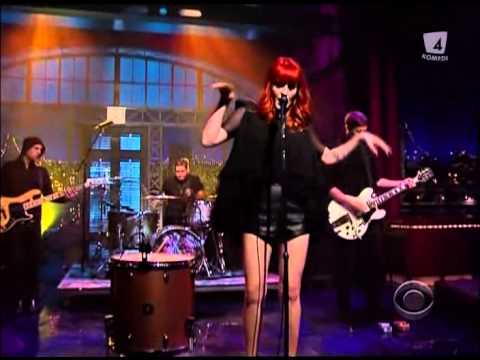 Florence And The Machine - A Kiss With A Fist