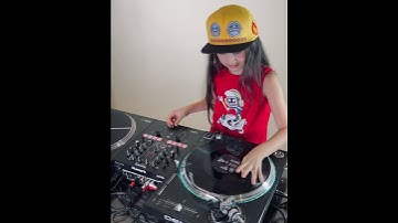 10 year-old Dj Michelle scratching on real vinyl