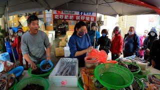 現在大甲最夯了~台中大甲第二市場 順天路341號 台中海鮮大叔 海鮮拍賣 海鮮叫賣  叫賣哥 seafood auction0322